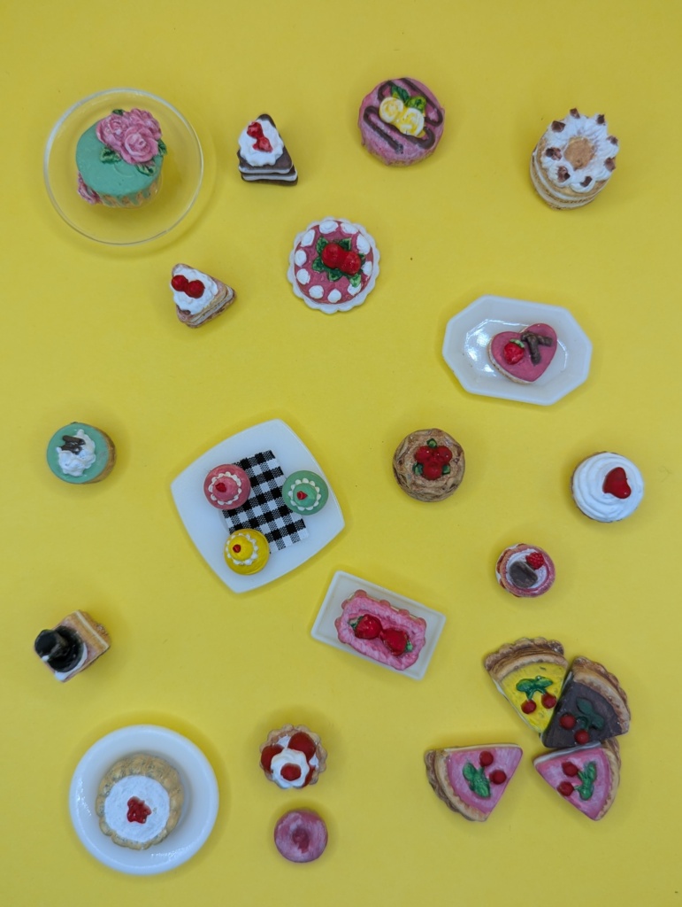 minature food collection cakes